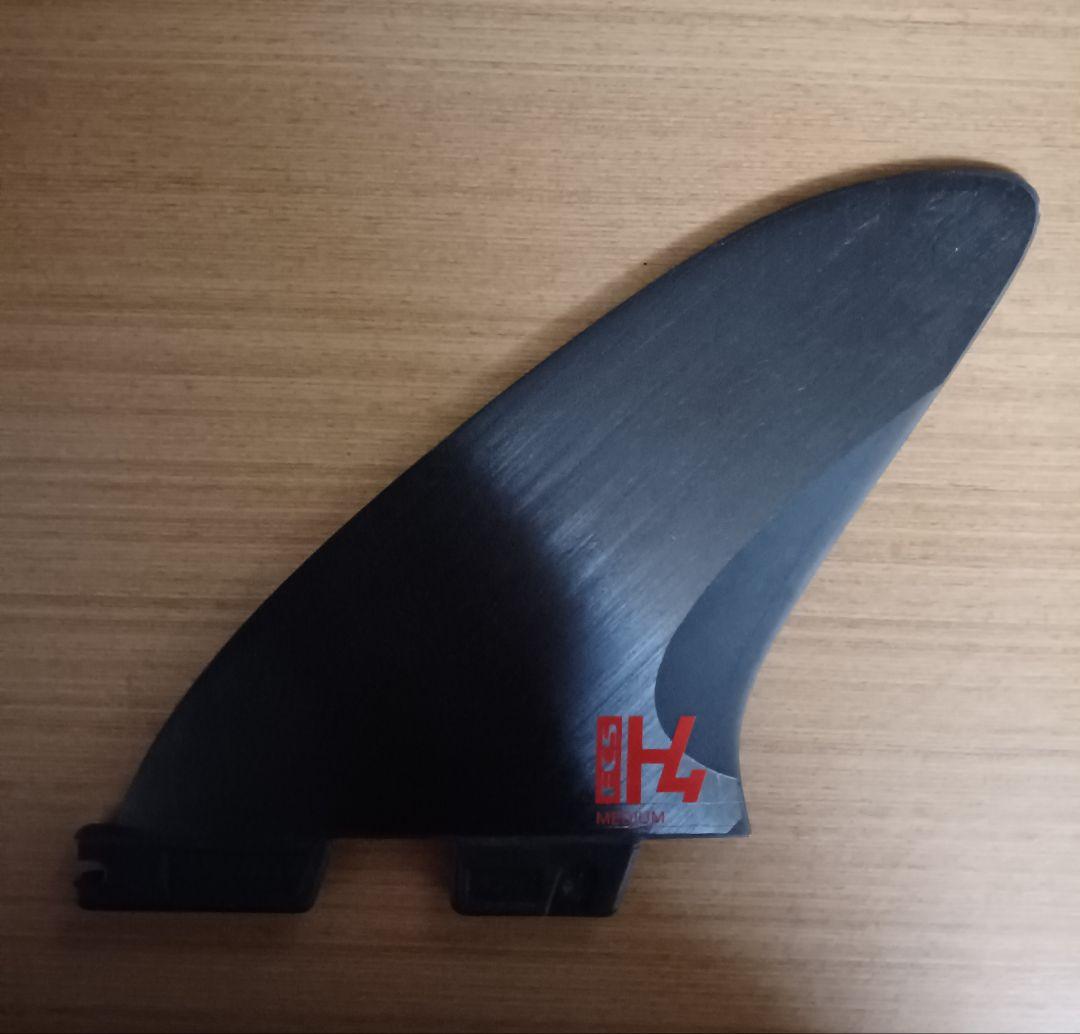 FCS2　H4　サーフボードフィン　トライフィン　スラスターフィン　Mサイズ