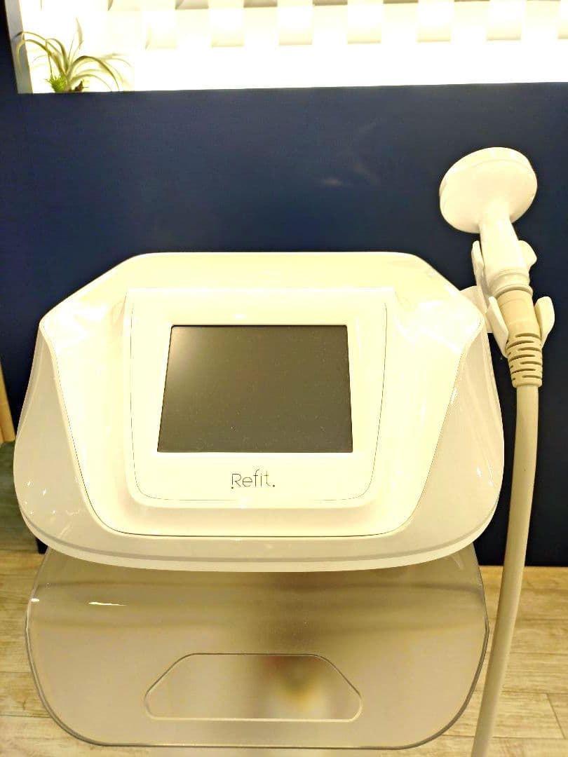 Refit リフィットボディ&フェイス　エステ機器 タッチスクリーン