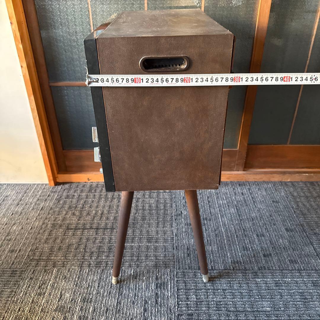 白黒テレビ　ブラウン管テレビ　ヴィンテージ