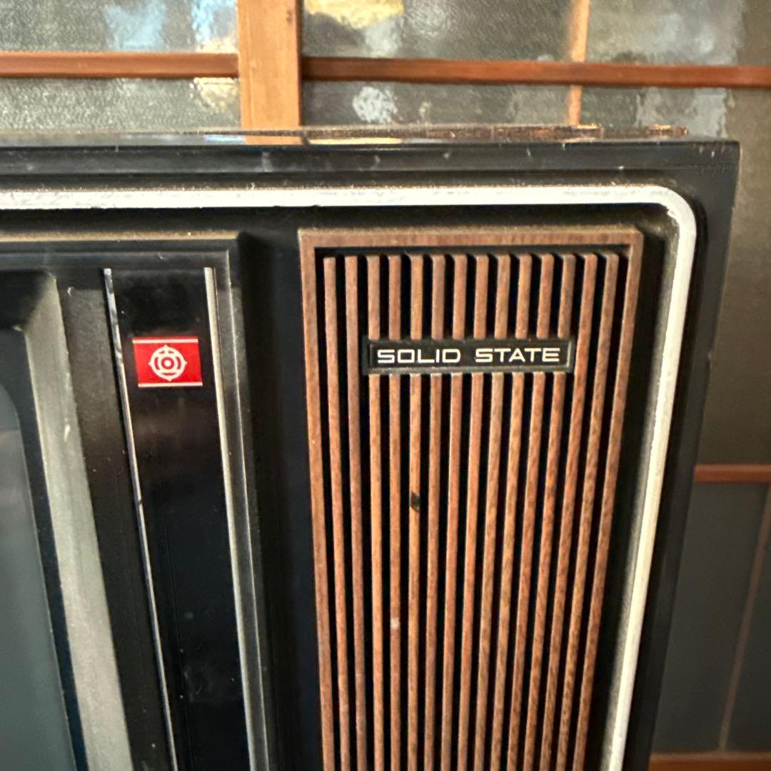 白黒テレビ　ブラウン管テレビ　ヴィンテージ