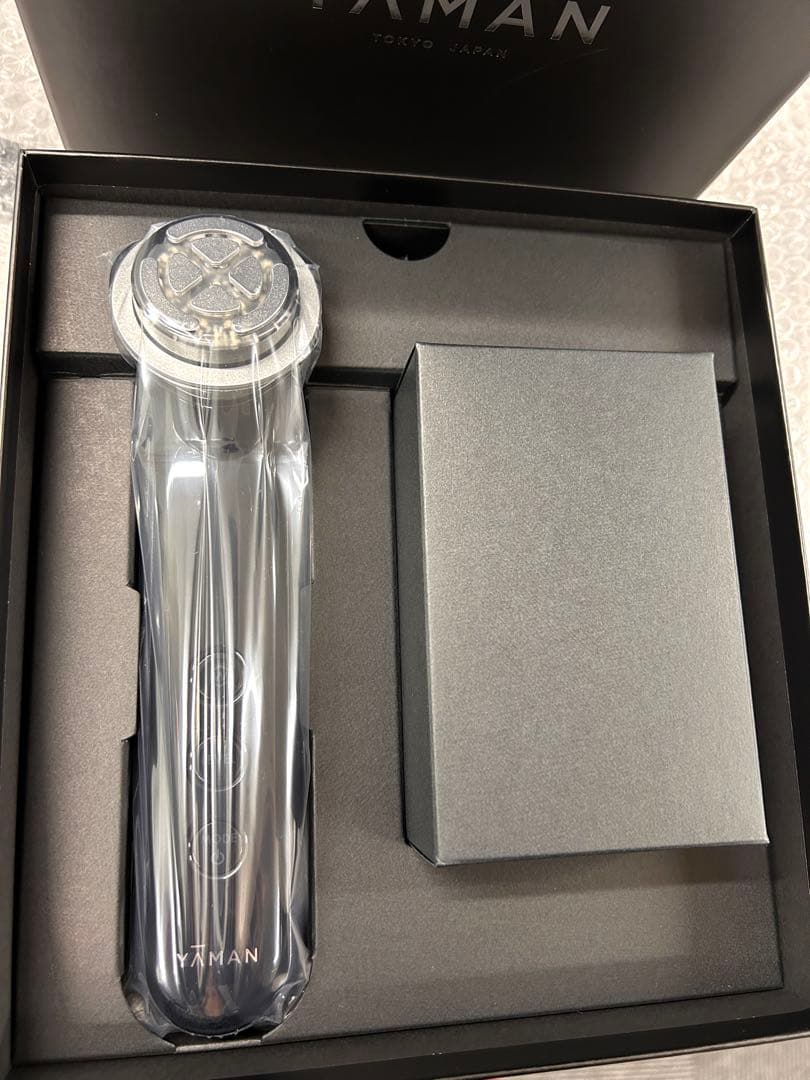 新品未使用 ヤーマン RF美顔器 Photo PLUS Prestige SP