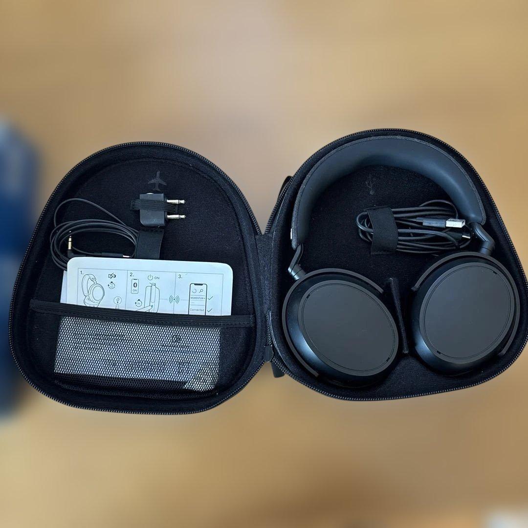 ヘッドホン sennheiser momentum4