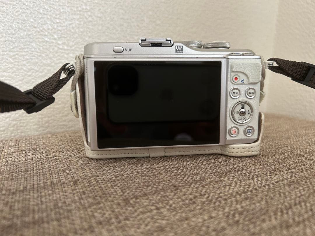 OLYMPUS PEN E-PL10 ダブルレンズズームキット＋オプション多数