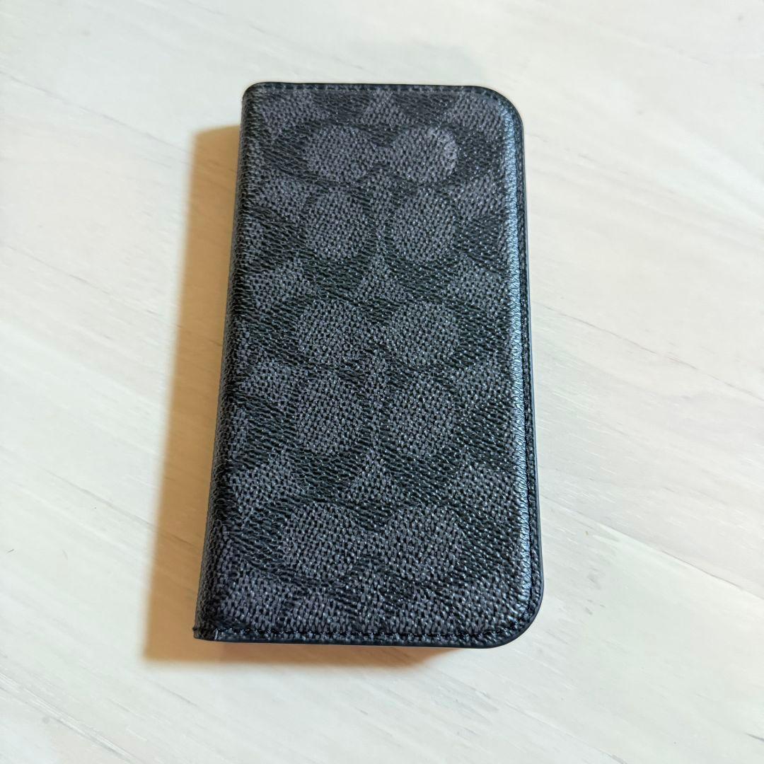 COACH　コーチ　iPhone16proケース　ブック型
