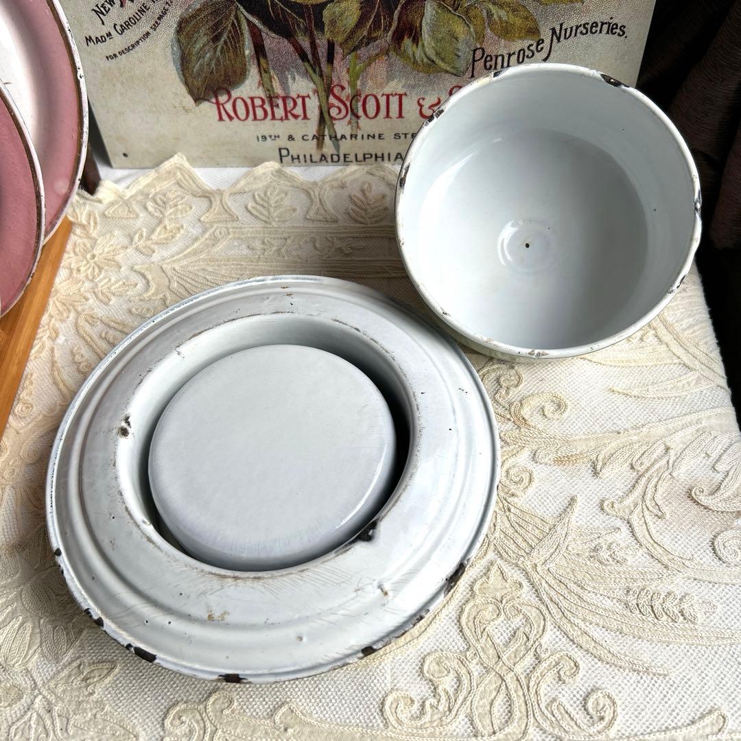 フランスアンティーク　手描きホーローバターポット