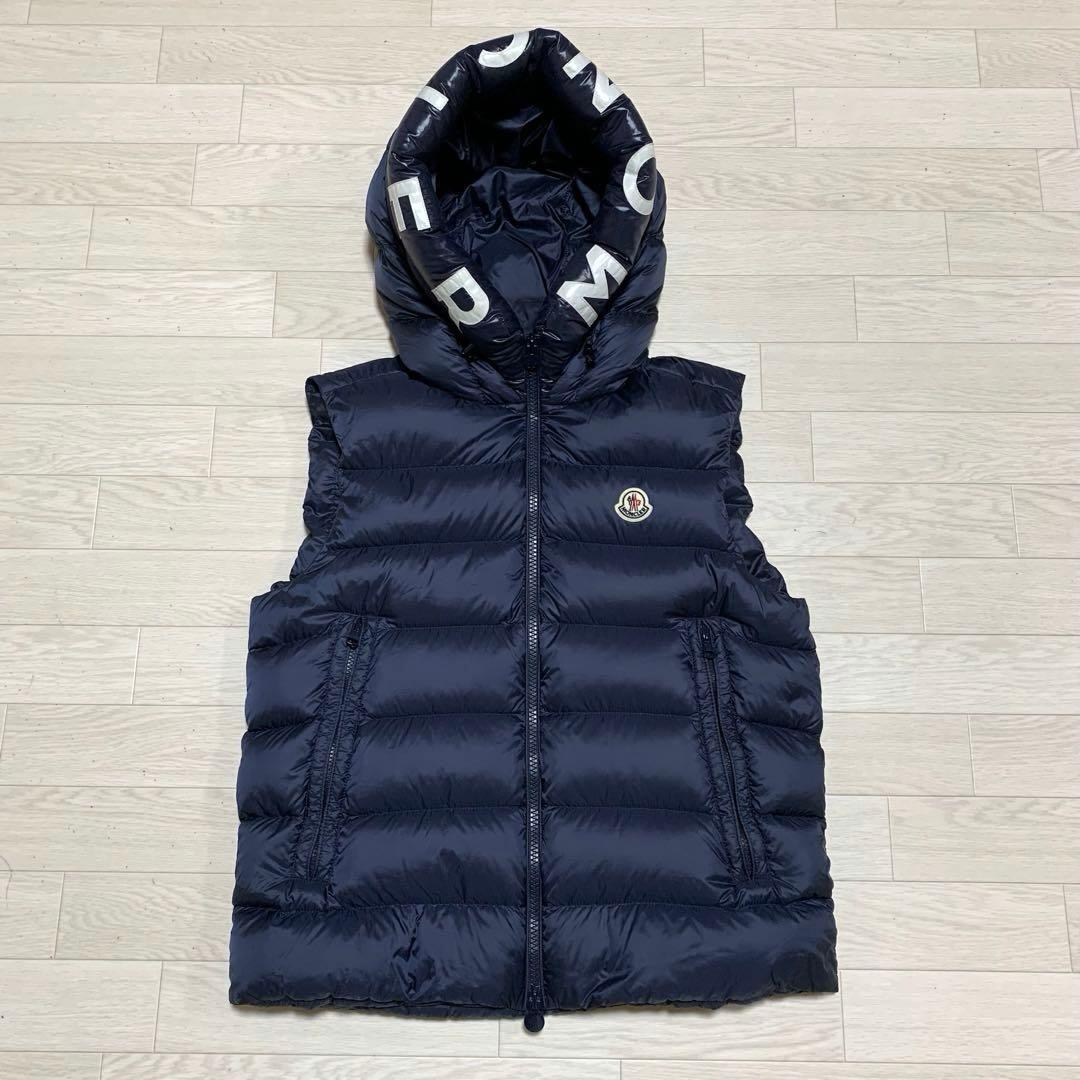 美品⭐️ モンクレール　MONTREUIL モントレイユ　2 ネイビー　5D10