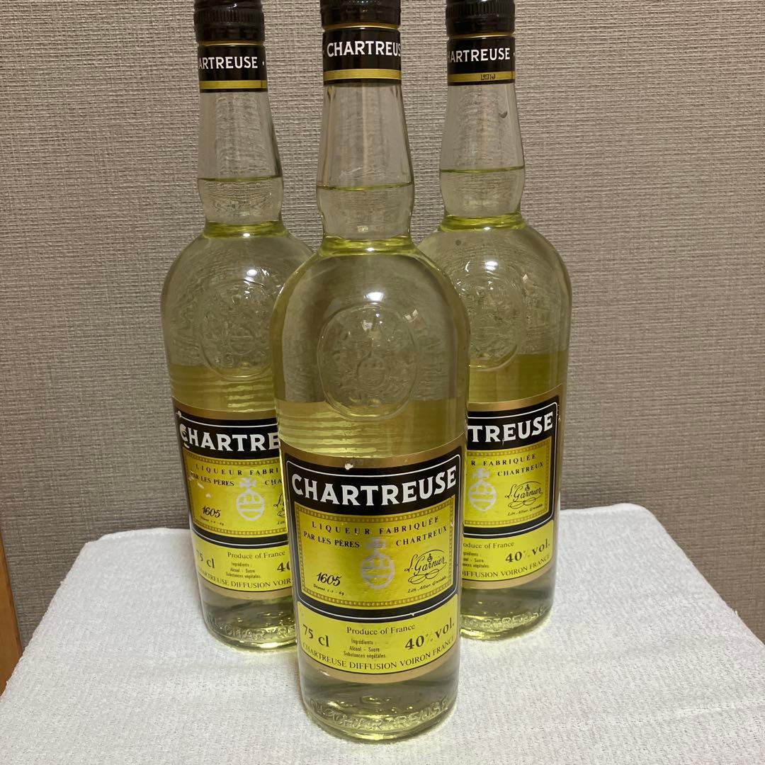 シャルトリューズジョーヌ リキュール 750ml 40度　3本
