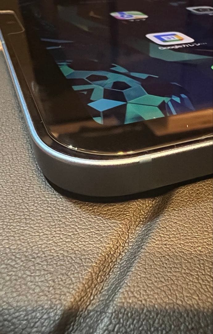 iPad Air 第5世代　64GB Wi-Fi+Cellularモデル