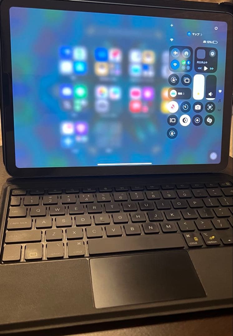 iPad Air 第5世代　64GB Wi-Fi+Cellularモデル