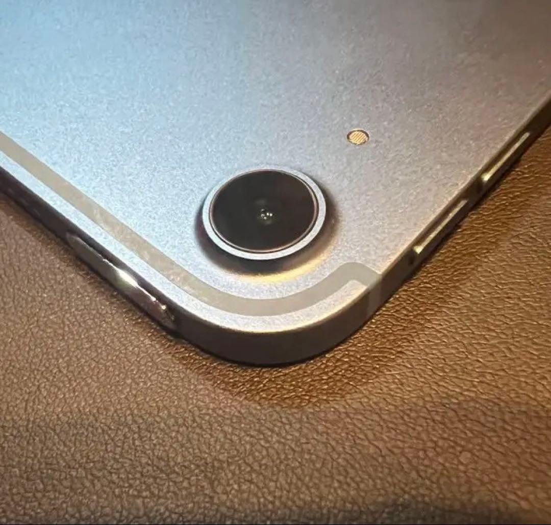 iPad Air 第5世代　64GB Wi-Fi+Cellularモデル