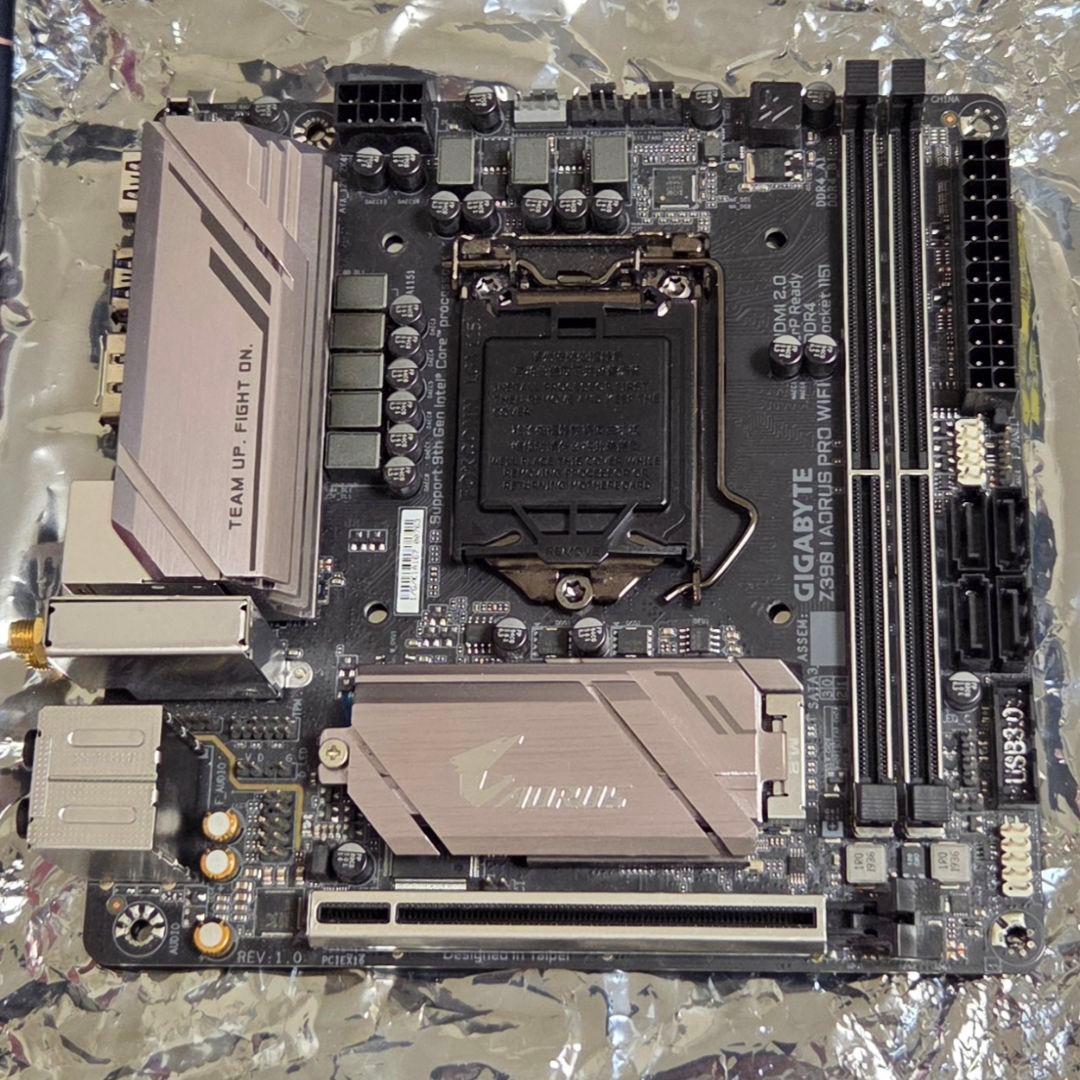 マザーボード GIGABYTE Z390 I AORUS PRO WIFI