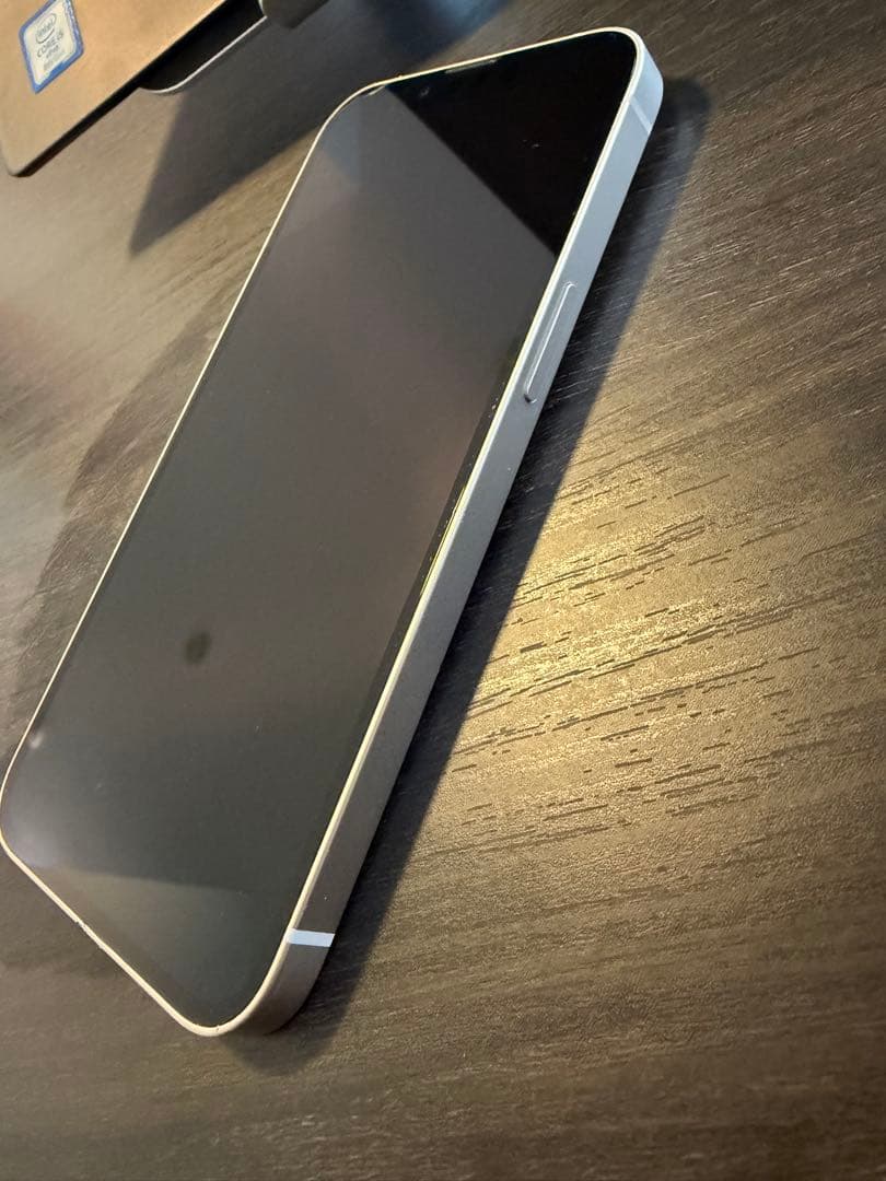 Apple iPhone 13 ホワイト 本体 SIMフリー