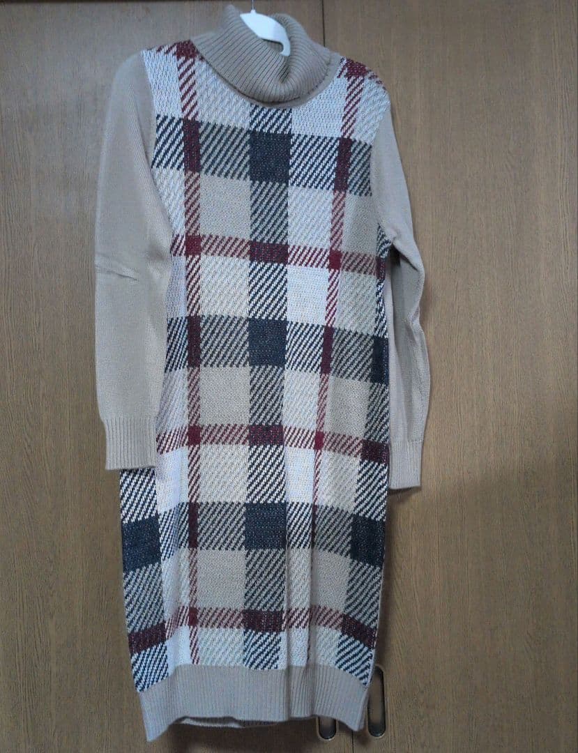 ブルーレーベルクレストブリッジ　　ニットワンピース　着用一度　クリーニング済美品