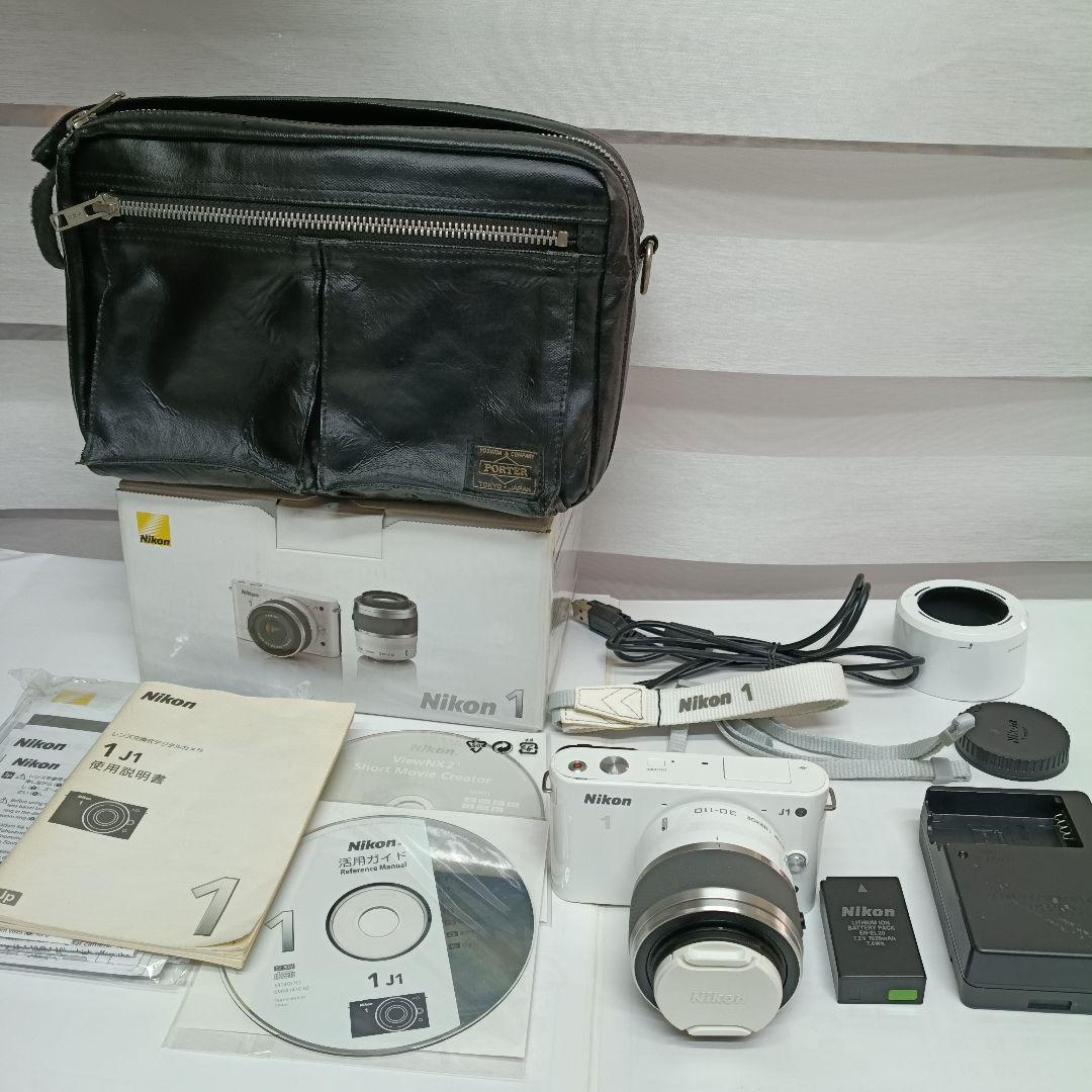 Nikon 1 J1 ホワイト ミラーレスカメラ　おまけにポーターカメラバック付