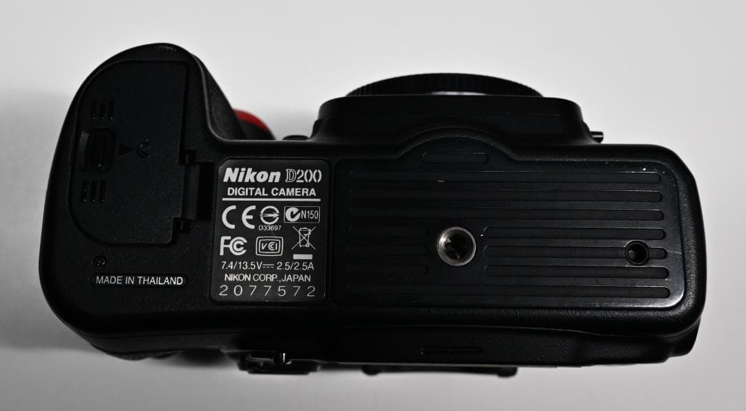 デジタルカメラ Nikon D200