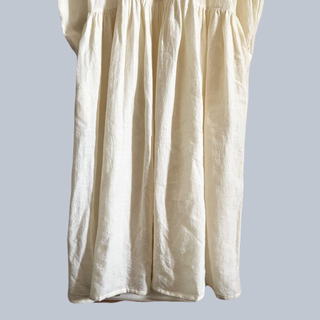 【maison de soil】　ウールバンドカラーエンブロイダリーワンピース