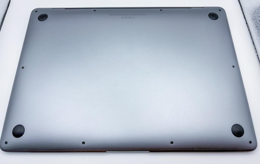 【美品】Macbook Air 2020 Intel Core i5　箱付属