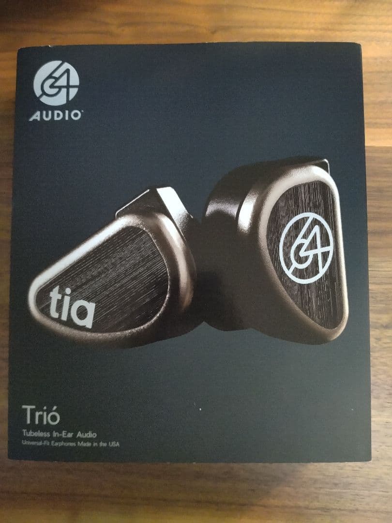 64audio Tia Trio 現行ロット【新品に近い状態・美品】
