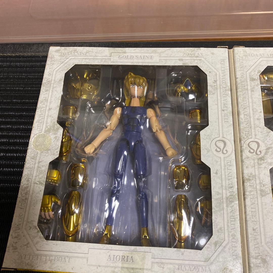 バンダイ　聖闘士星矢 レオアイオリア とスコーピオンミロ　２つセット