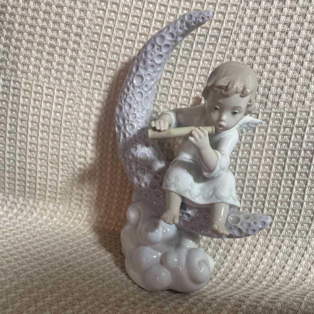 LLADRO 月に座る子供の像 6848