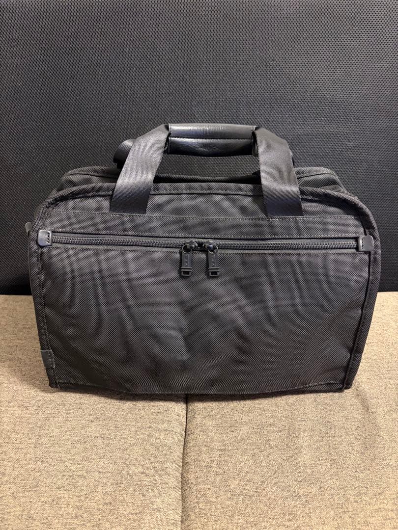 t*m様 お買得 TUMI 22155DH ボストンバッグ 美品