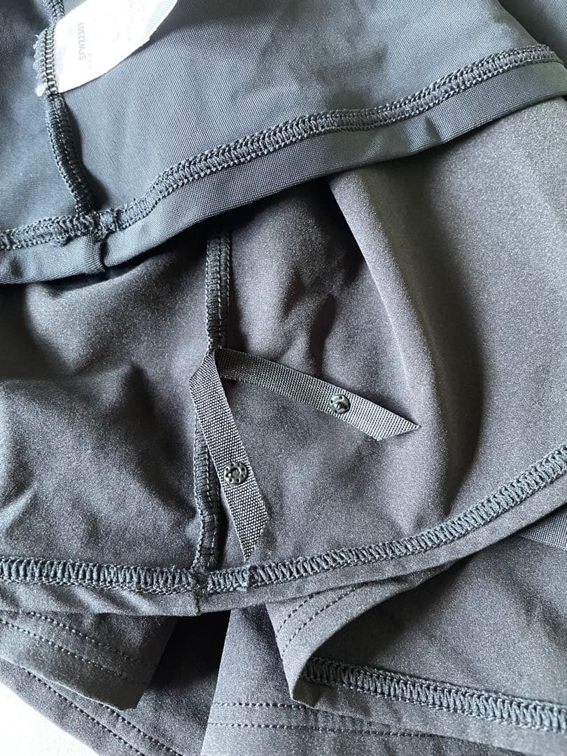 speedoスピードレディース　スイムウエア水着　セパレート　ブラック　Lサイズ