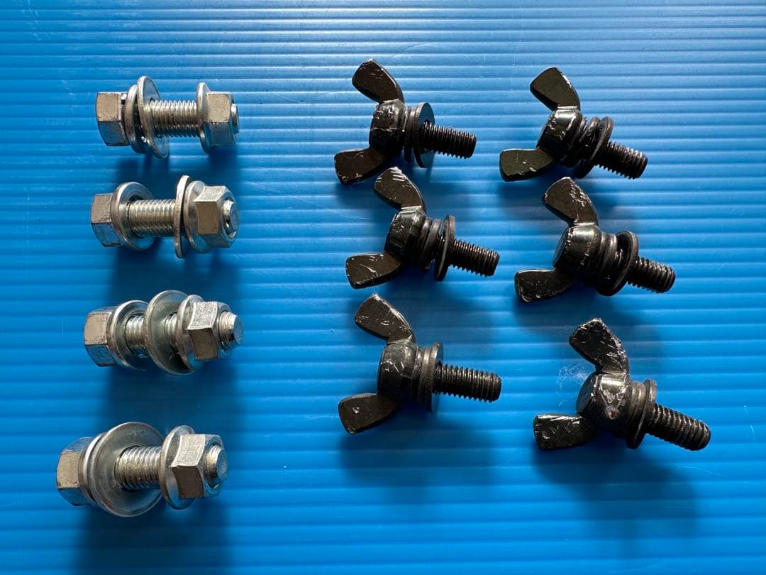 ジムニー用　スペアタイヤ移動ブラケット