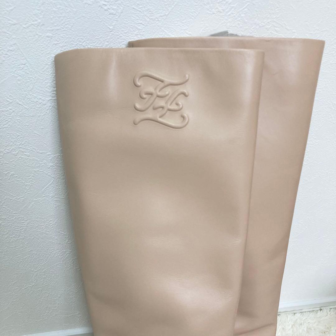 FENDI フェンディ FFカーリグラフィー ロングブーツ レザー Pベージュ