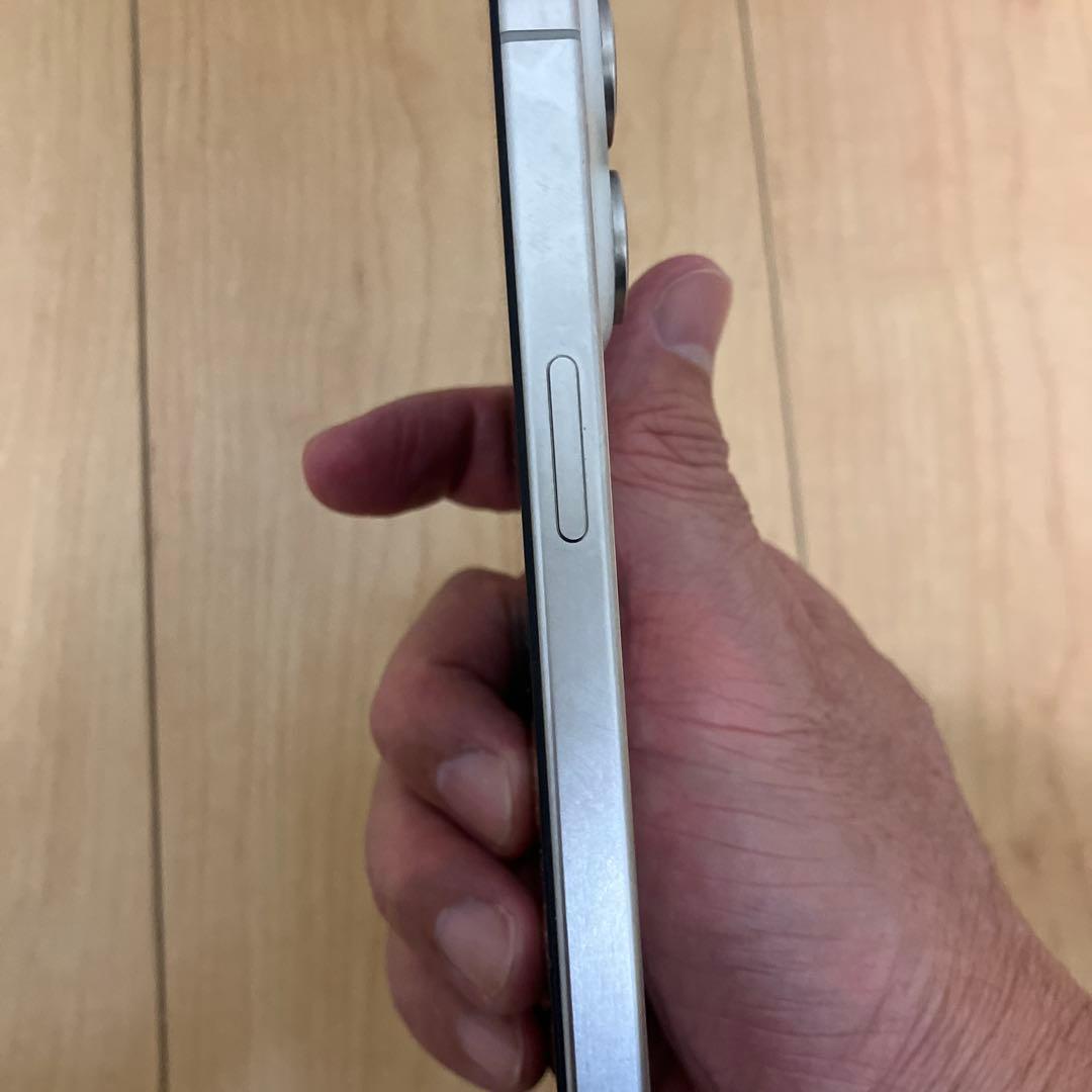 【ジャンク品】Apple iPhone 15 Pro本体