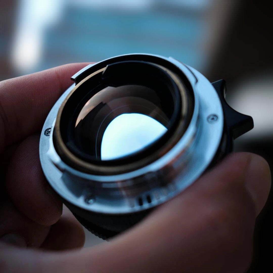 フィルムカメラ Leica Summicron-M 35mm v4 \"King of Bokeh