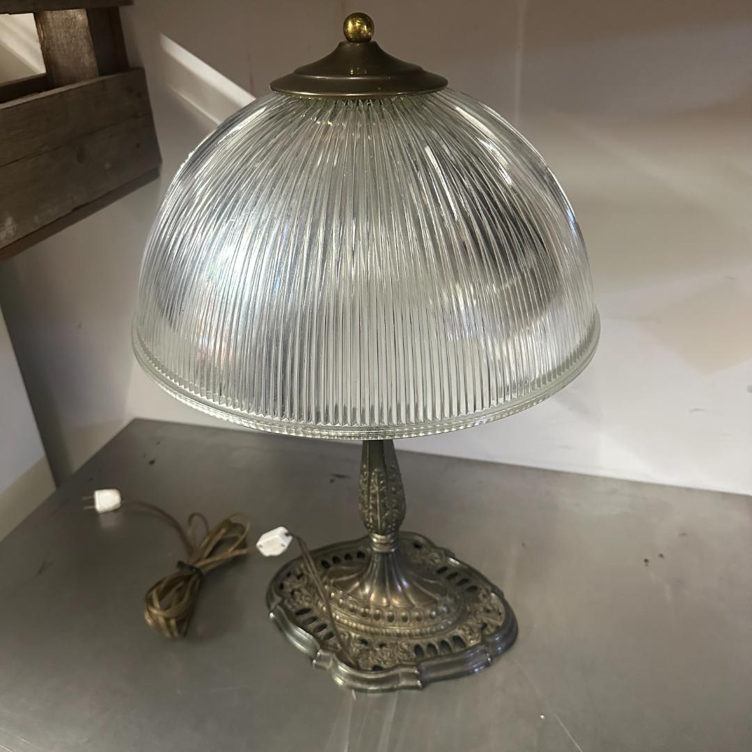 てってっ　ヴィンテージ LEVITON製 デスクランプグラスシェード真鍮製