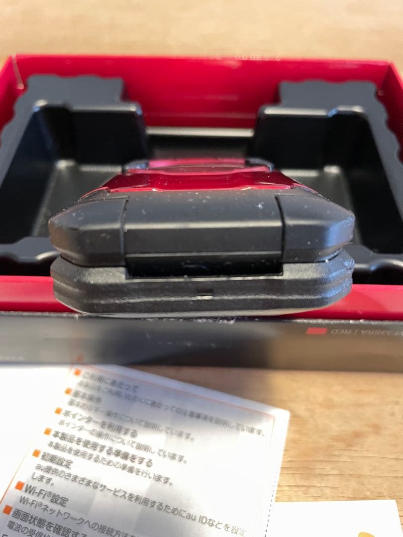 au TORQUE X01 KYF33 レッド　SIMフリー