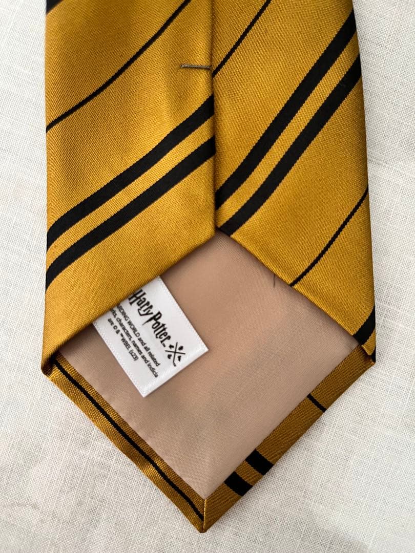 ハリーポッター ハッフルパフ ローブ xs スタジオツアー