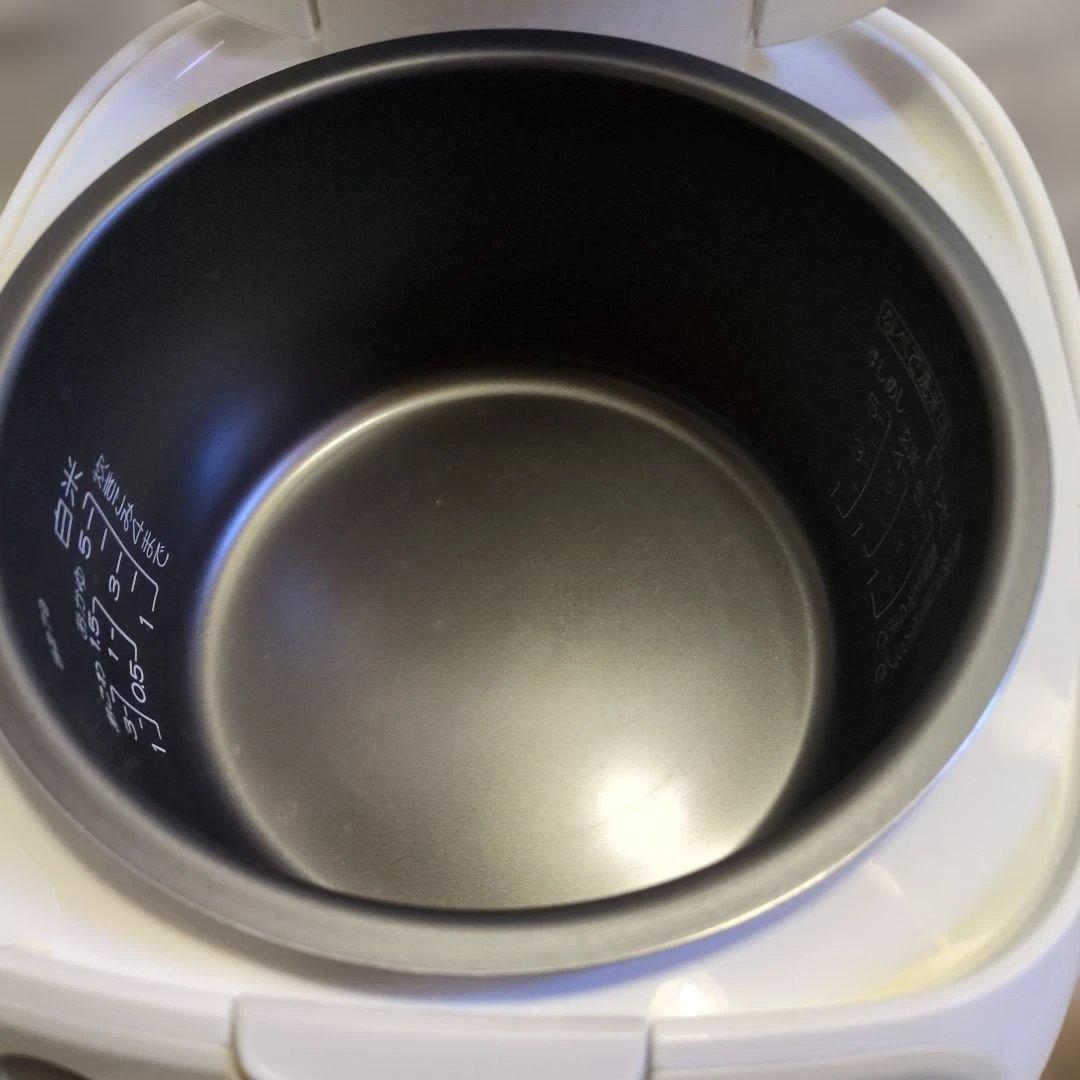 専用段ボール付き　象印 Zojirushi 炊飯器 NS-WE10 ホワイト