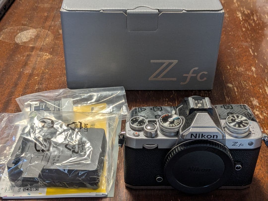 Nikon Zfc 本体 ショット1105回