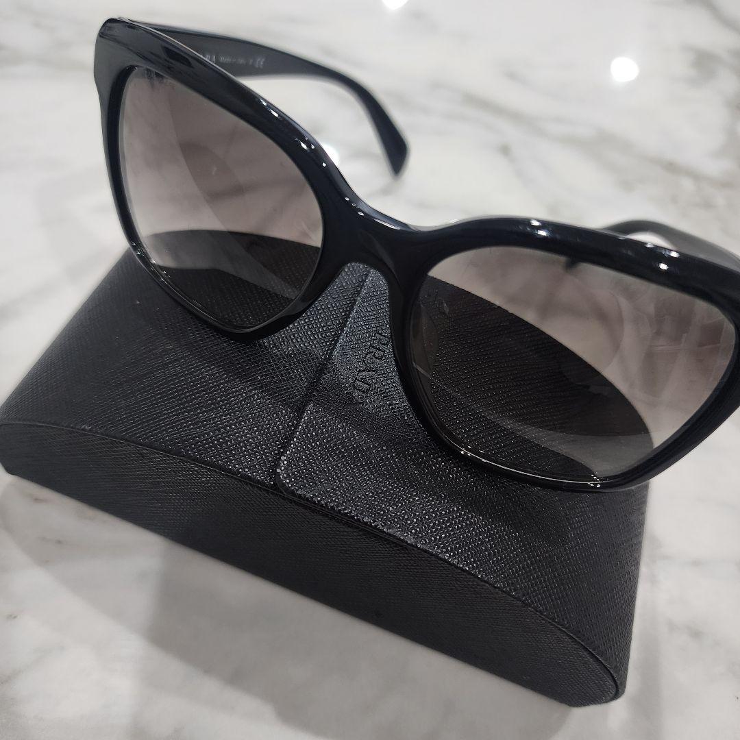 美品☆PRADA☆プラダ☆サングラス☆イタリア製 ケース付き☆SPR11SF