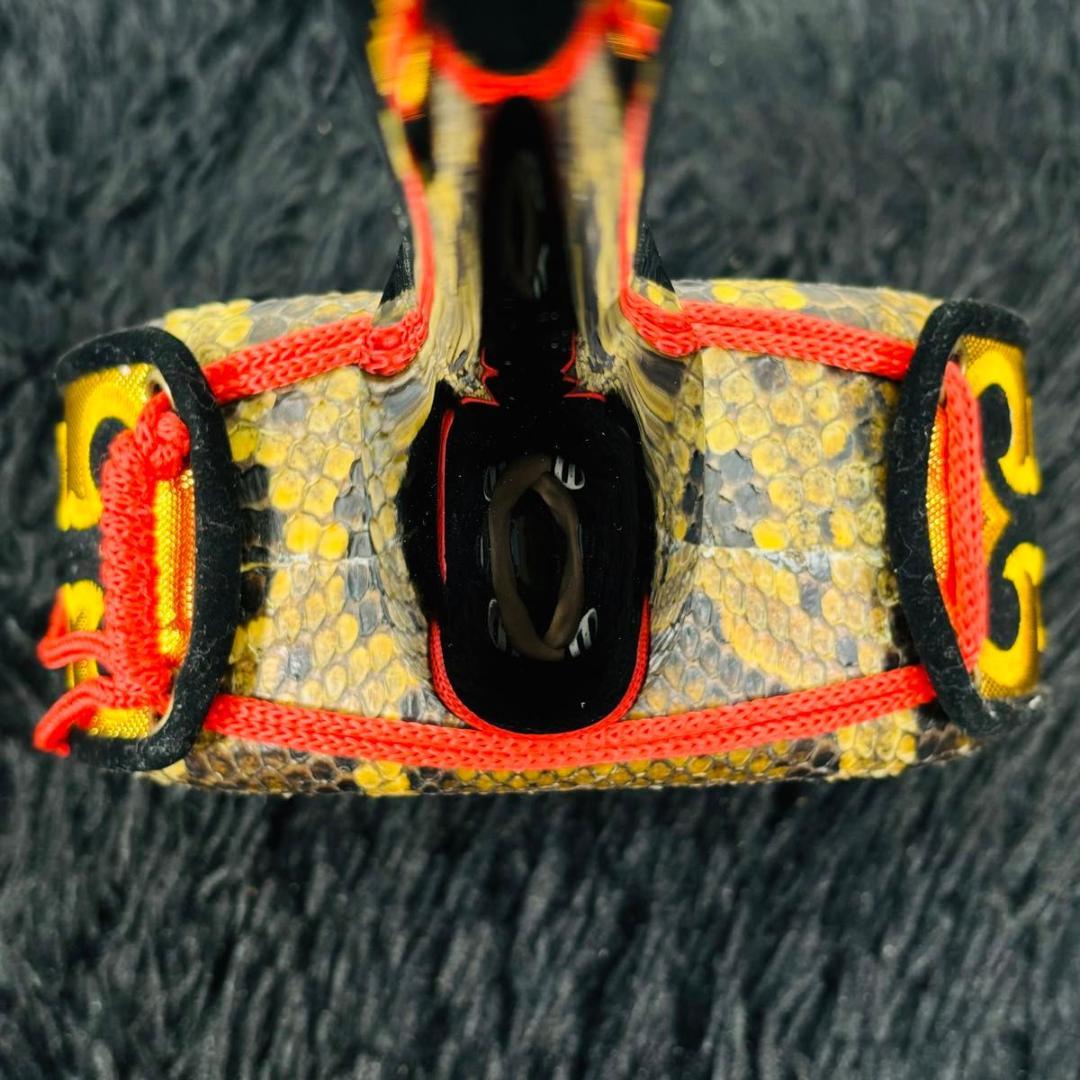 沖縄三線 強化張り 本蛇皮 弦楽器 和楽器 初心者 入門 民謡 収納袋付き