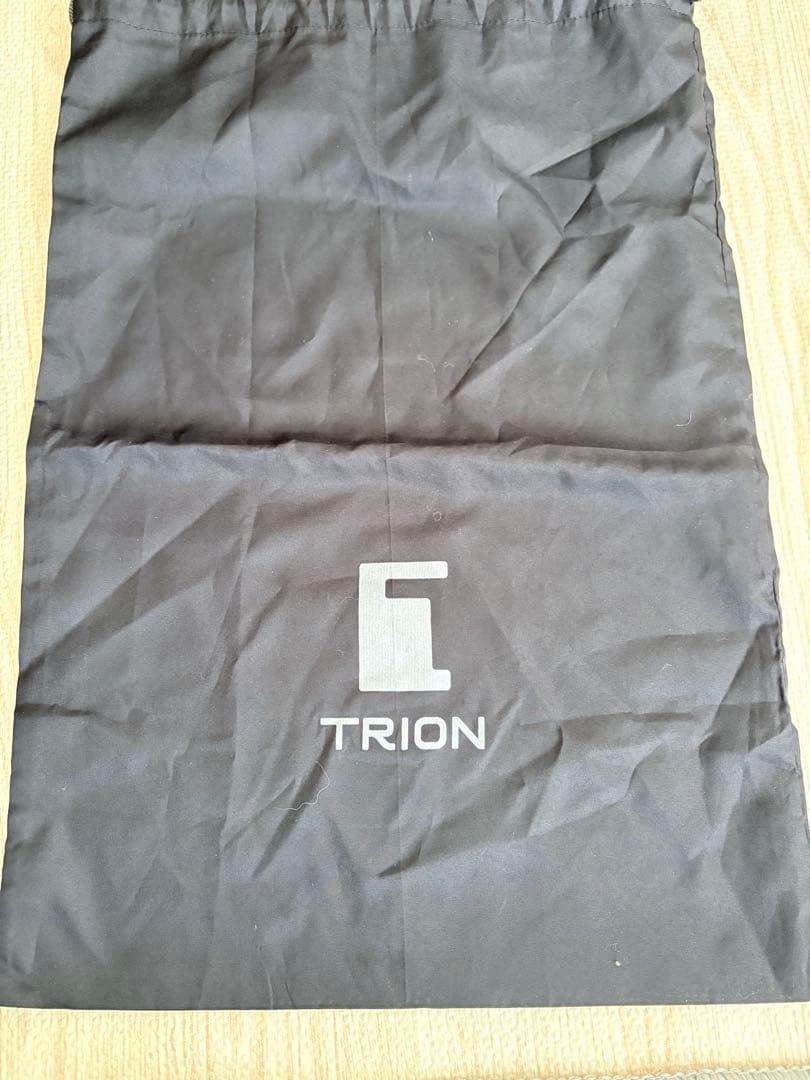 TRION 黒 野球グローブ メッシュバックパックスタイル