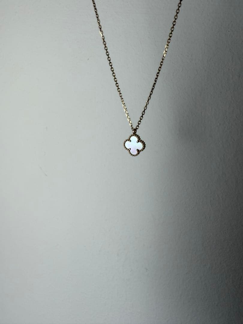 美品 ヴァンクリーフ&アーペル スウィート アルハンブラ ピアス カーネリアン