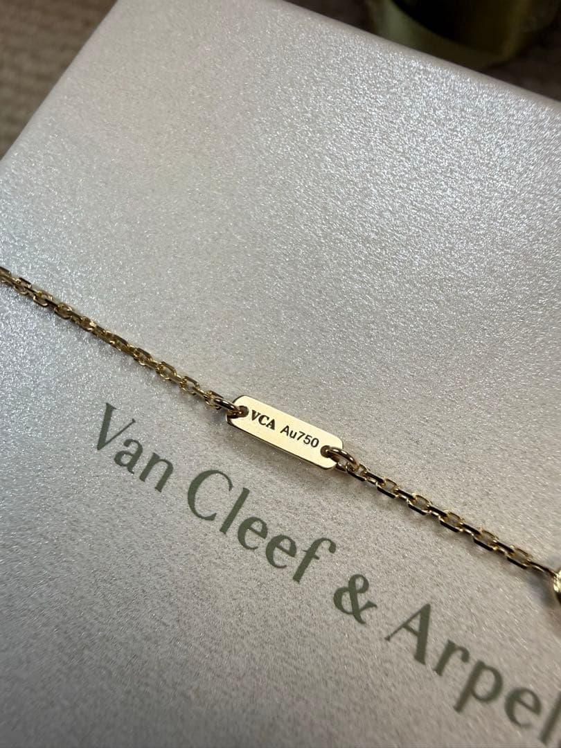 美品 ヴァンクリーフ&アーペル スウィート アルハンブラ ピアス カーネリアン