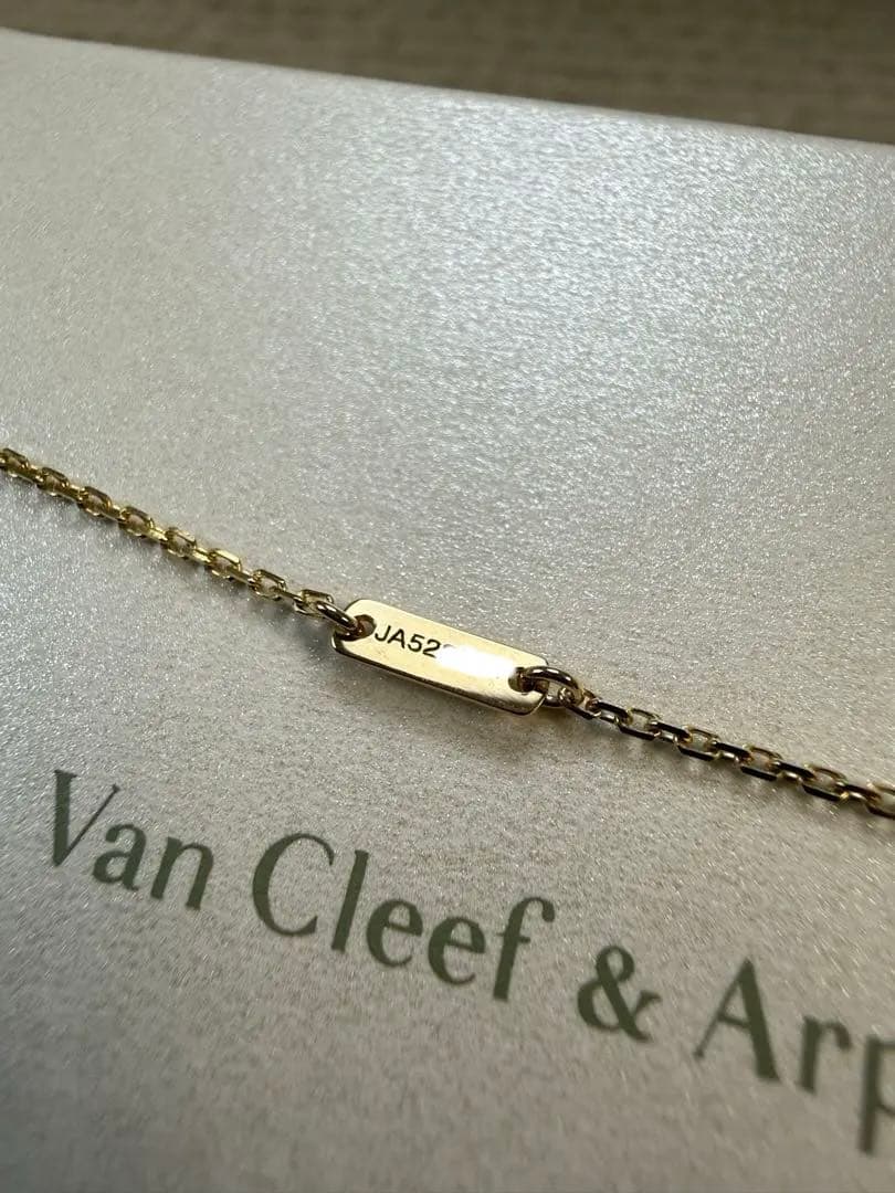 美品 ヴァンクリーフ&アーペル スウィート アルハンブラ ピアス カーネリアン