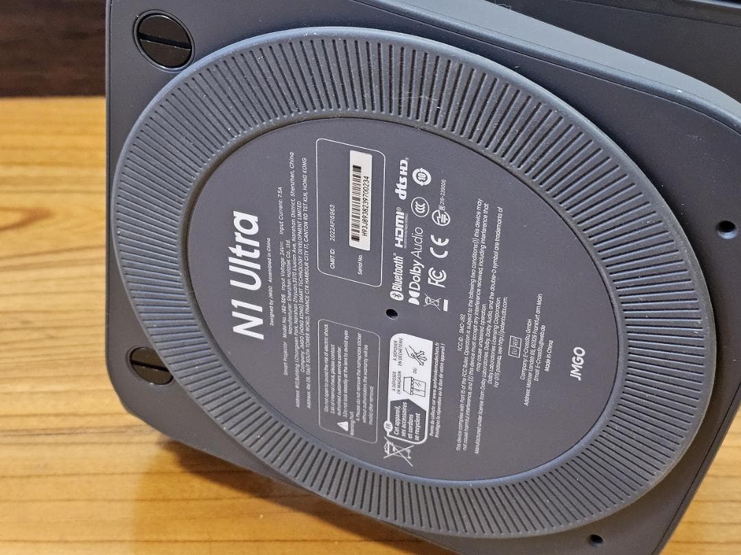 JMGO N1 Ultra 4K 3色レーザープロジェクター fire tv付属