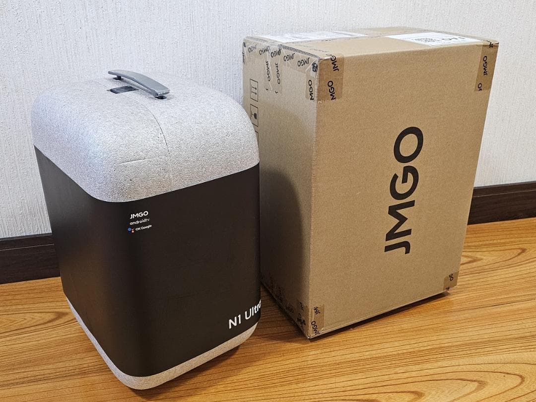 JMGO N1 Ultra 4K 3色レーザープロジェクター fire tv付属
