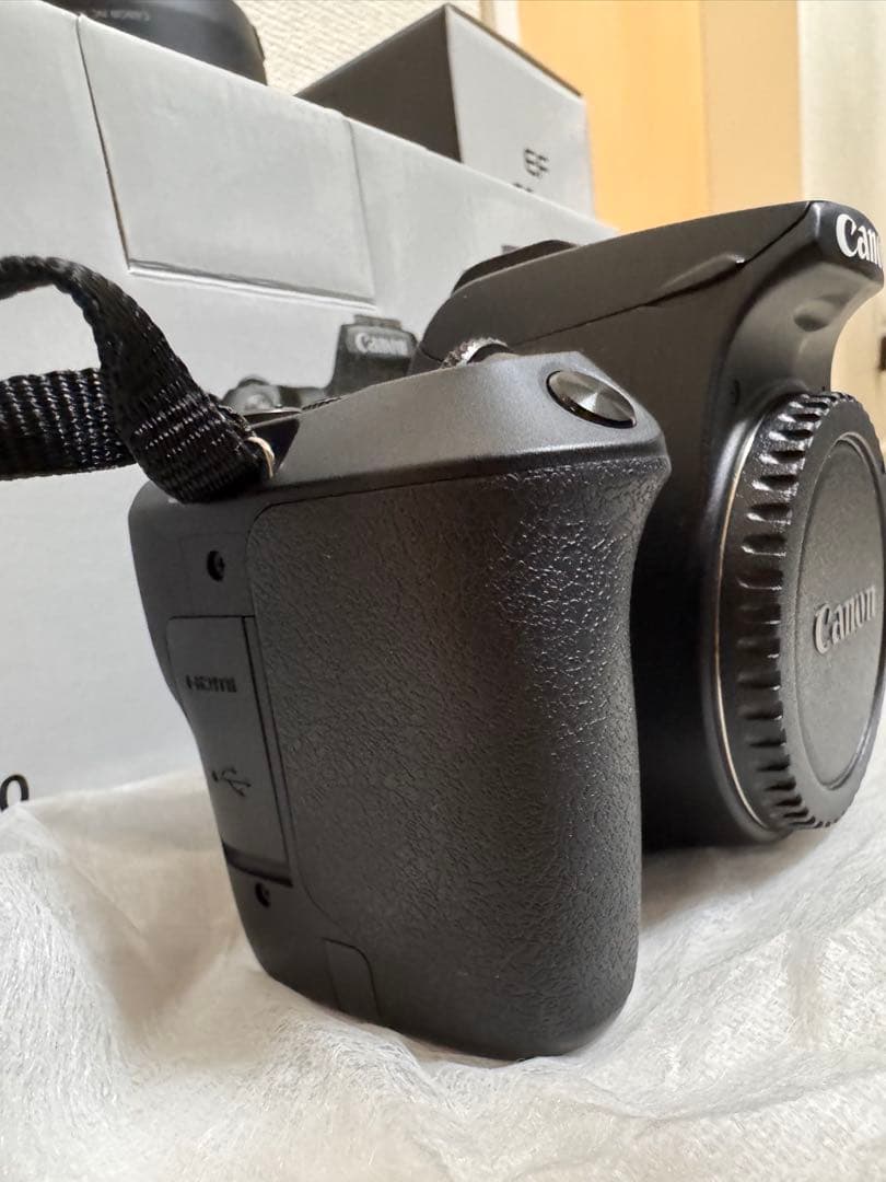 Canon EOS Kiss X10 ダブルズームキット+レンズ2本