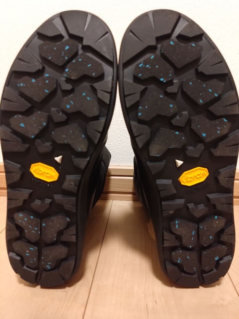 Columbia サップランド YL7395-010 25センチ