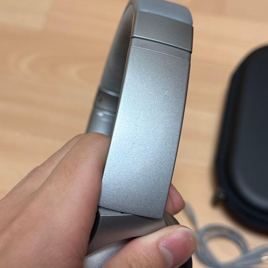 Bose ワイヤレスヘッドホン 有線　シルバー　ケース付き