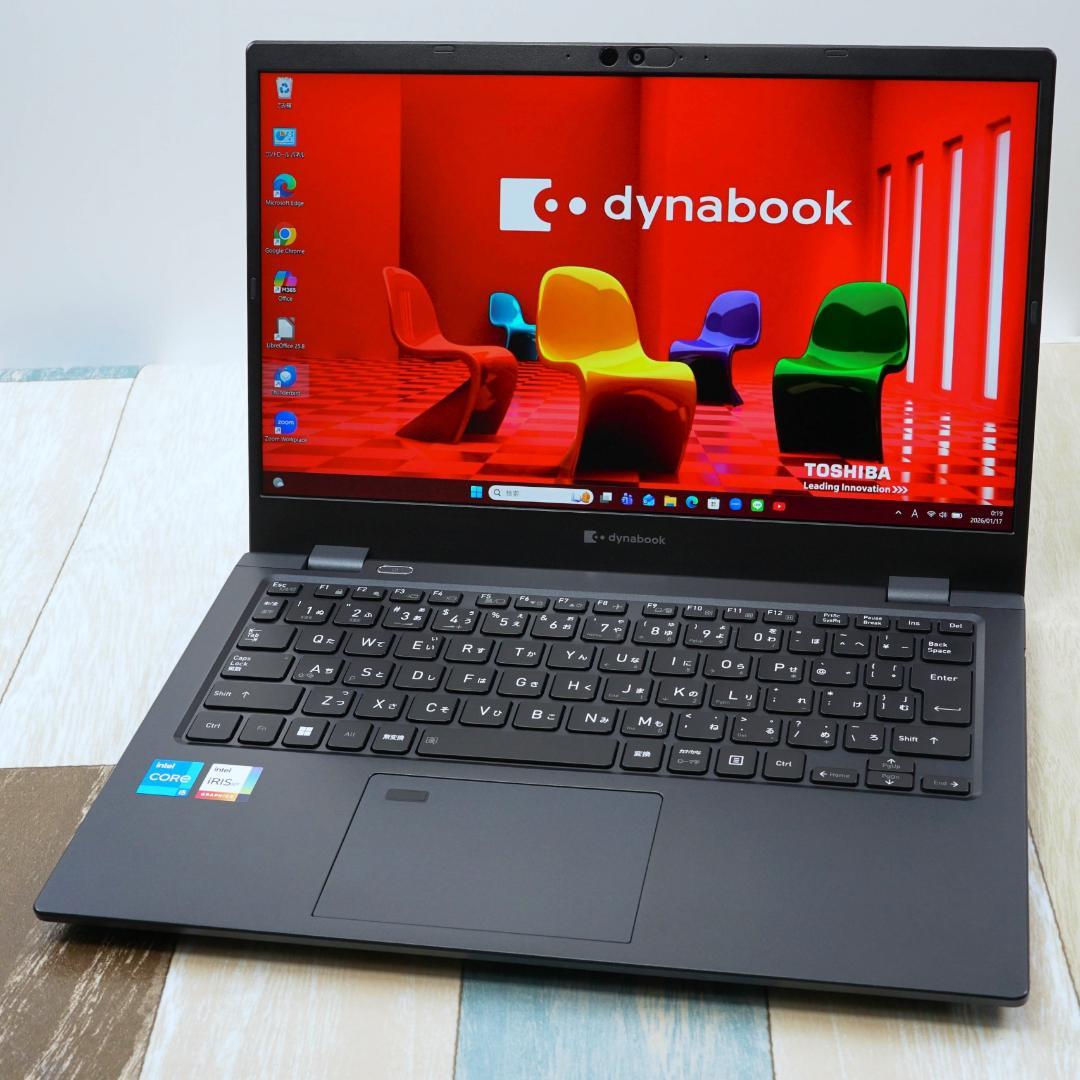 極美品✨最新モデルと同じデザインの超軽量神速モバイル✨１１世代コアｉ５✨ＩＧＺＯ