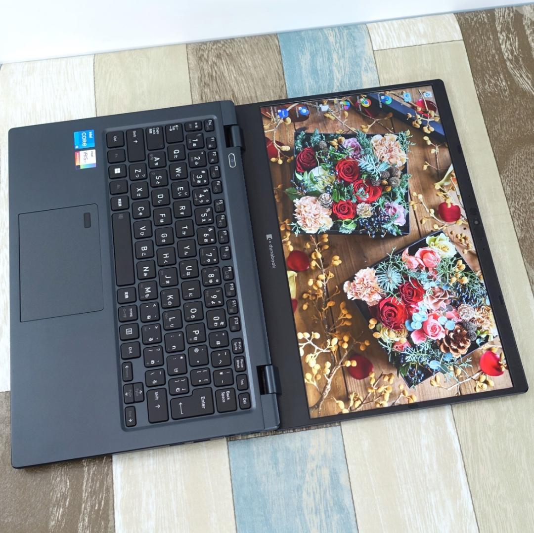 極美品✨最新モデルと同じデザインの超軽量神速モバイル✨１１世代コアｉ５✨ＩＧＺＯ