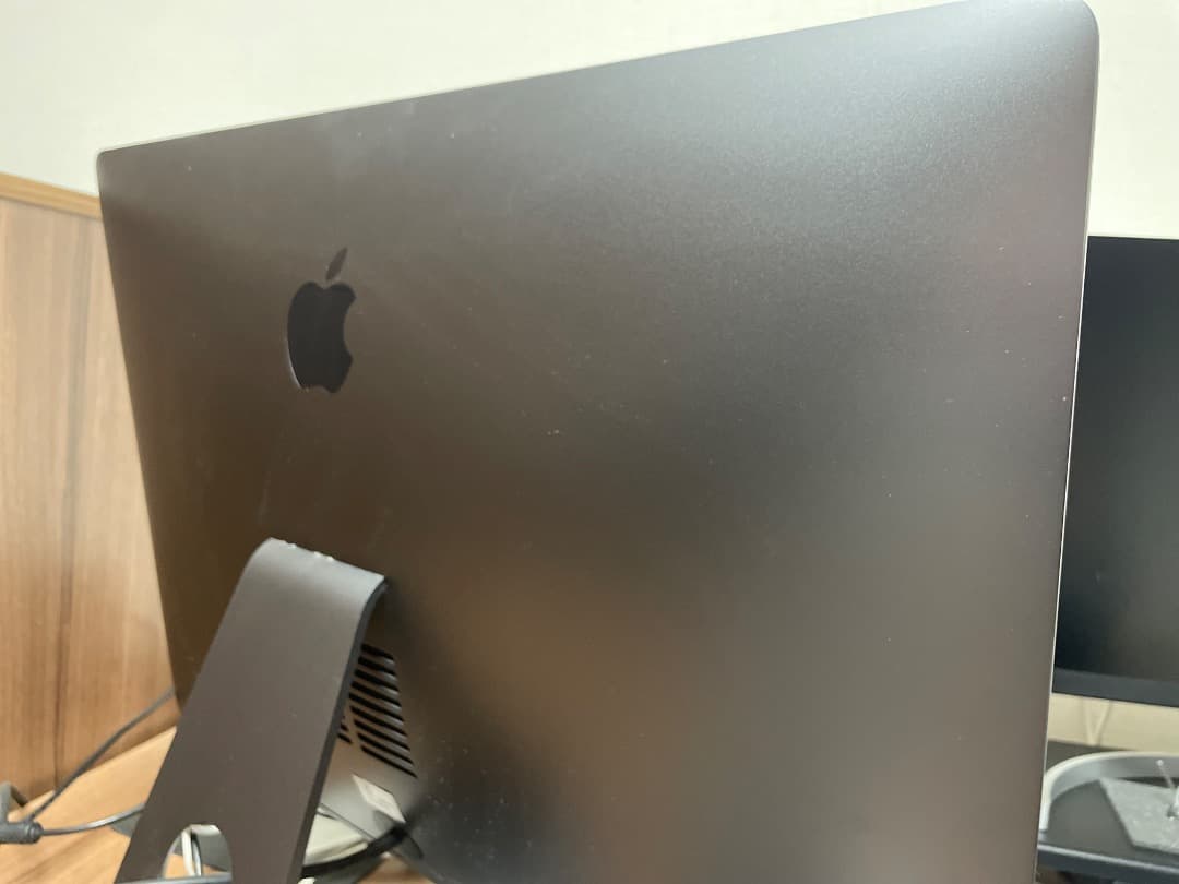 iMac Pro 2017 3.2GHz 8 コア 32GB SSD 1TB
