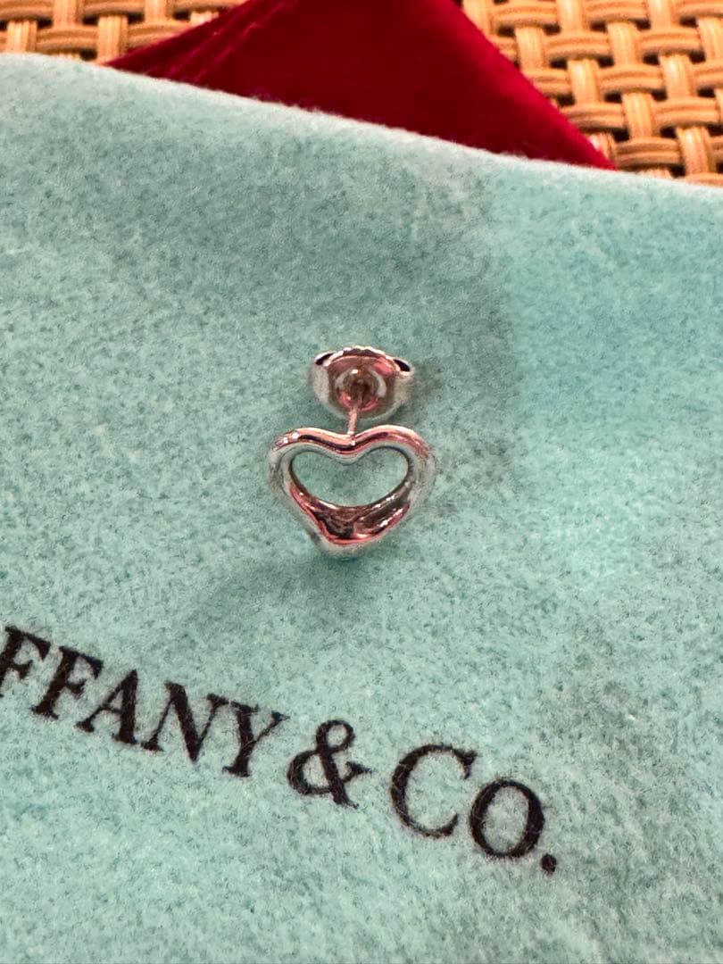 片耳のみ！現物のみ！ティファニーのオープンハート スタッド ピアス！